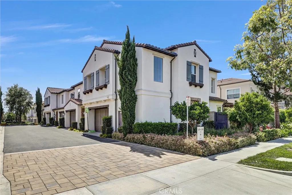 131 Okra, Irvine, CA 92618 photo 2