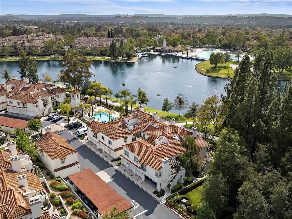 Additional image 3 of 13 Brisa del Lago, Rancho Santa Margarita, CA 92688