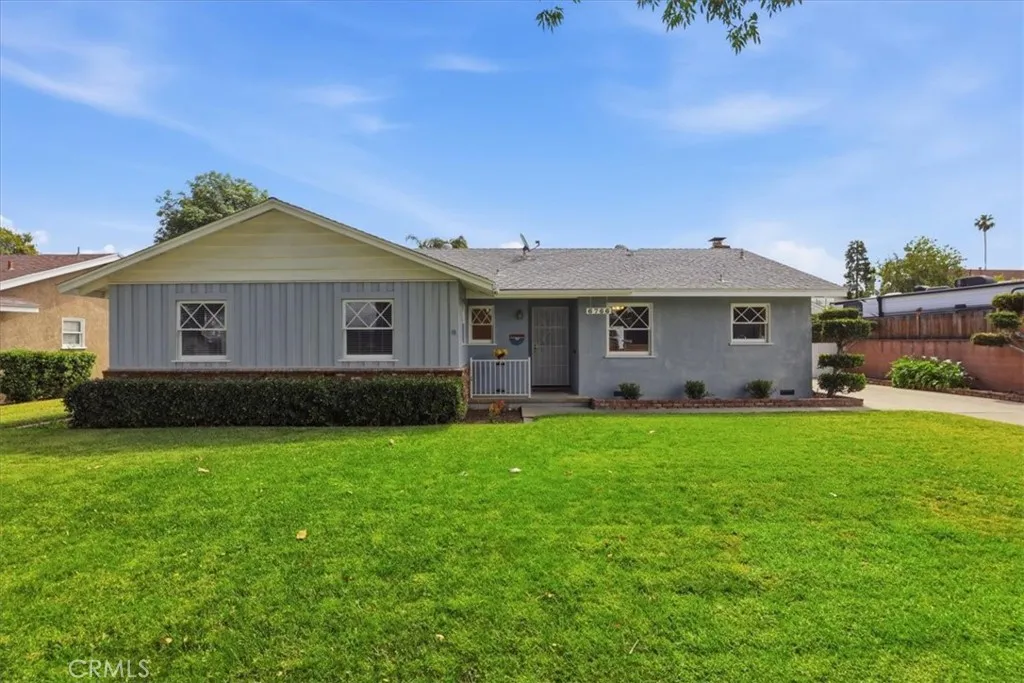 6766 Nicolett St, Riverside, CA 92504 photo 2