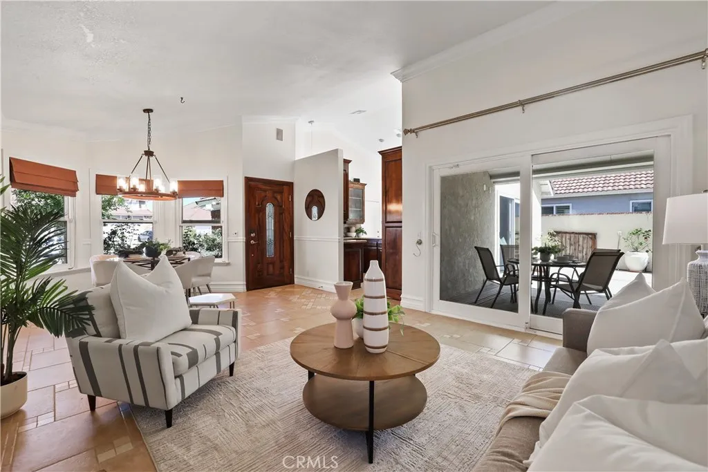 Additional image 11 of 270 S Raspberry Ln, Anaheim Hills, CA 92808