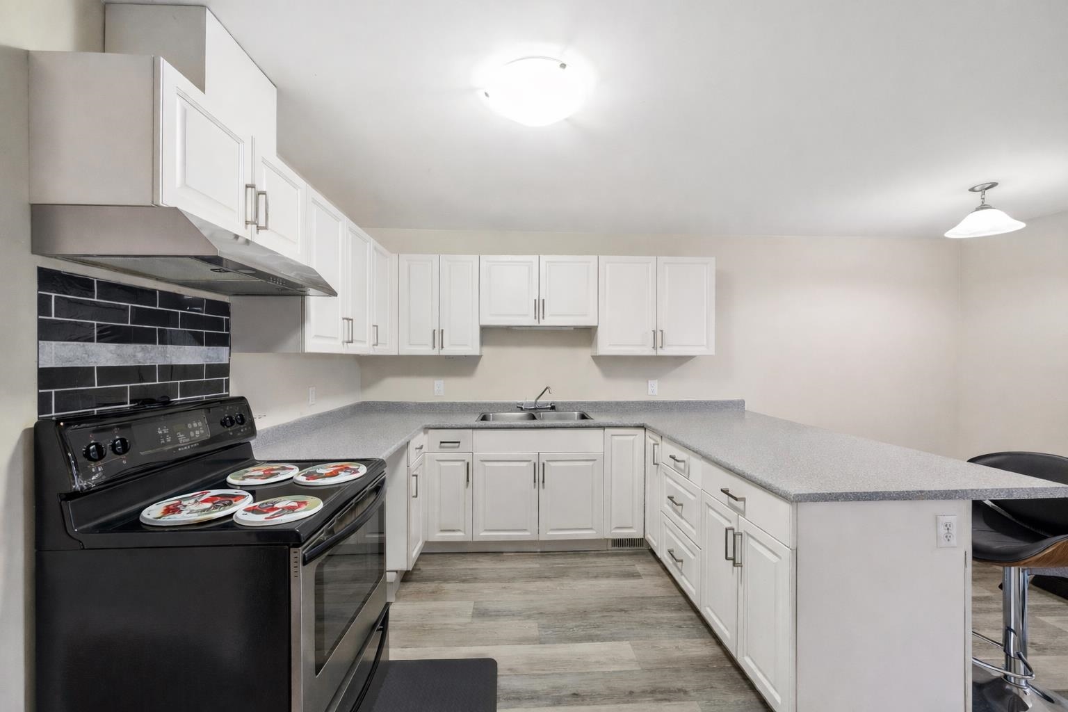 Additional image 4 of 7143 Halifax Street, Burnaby, BC, V5A 1M1