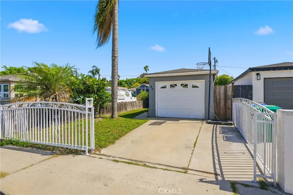 80 W Arbor St, Long Beach, CA 90805 photo 3