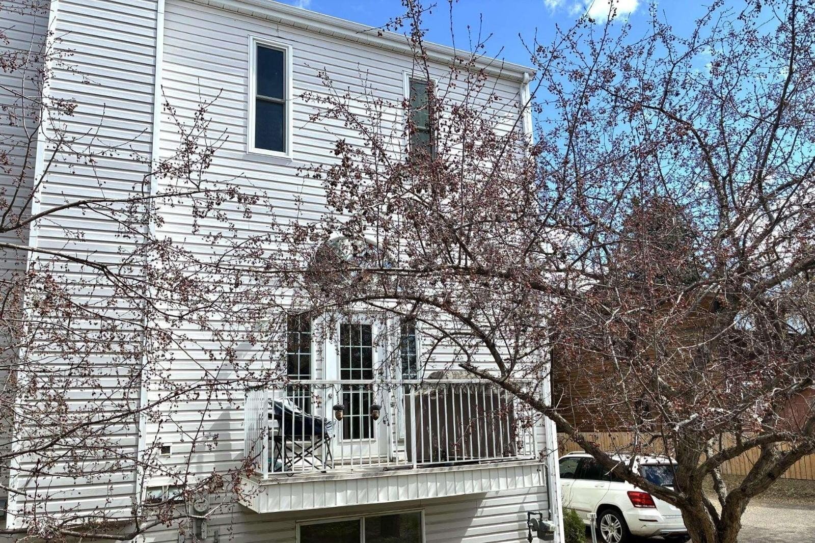 Additional image 8 of 1248 48 Street NW, Edmonton, AB, T6L6R6
