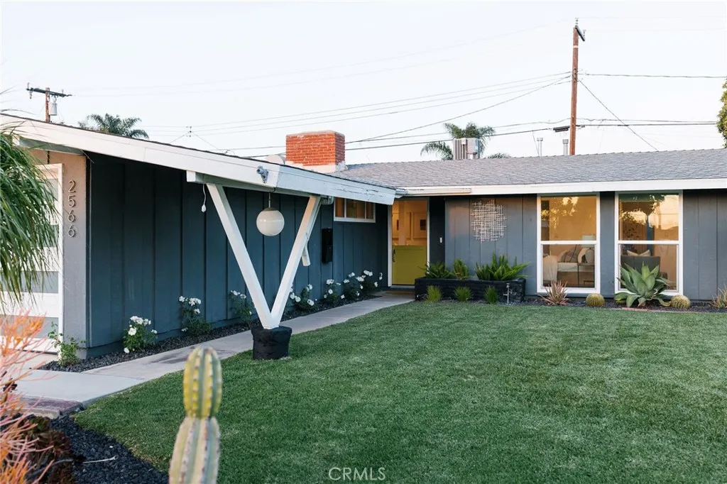 Additional image 55 of 2566 Oxford Ln, Costa Mesa, CA 92626