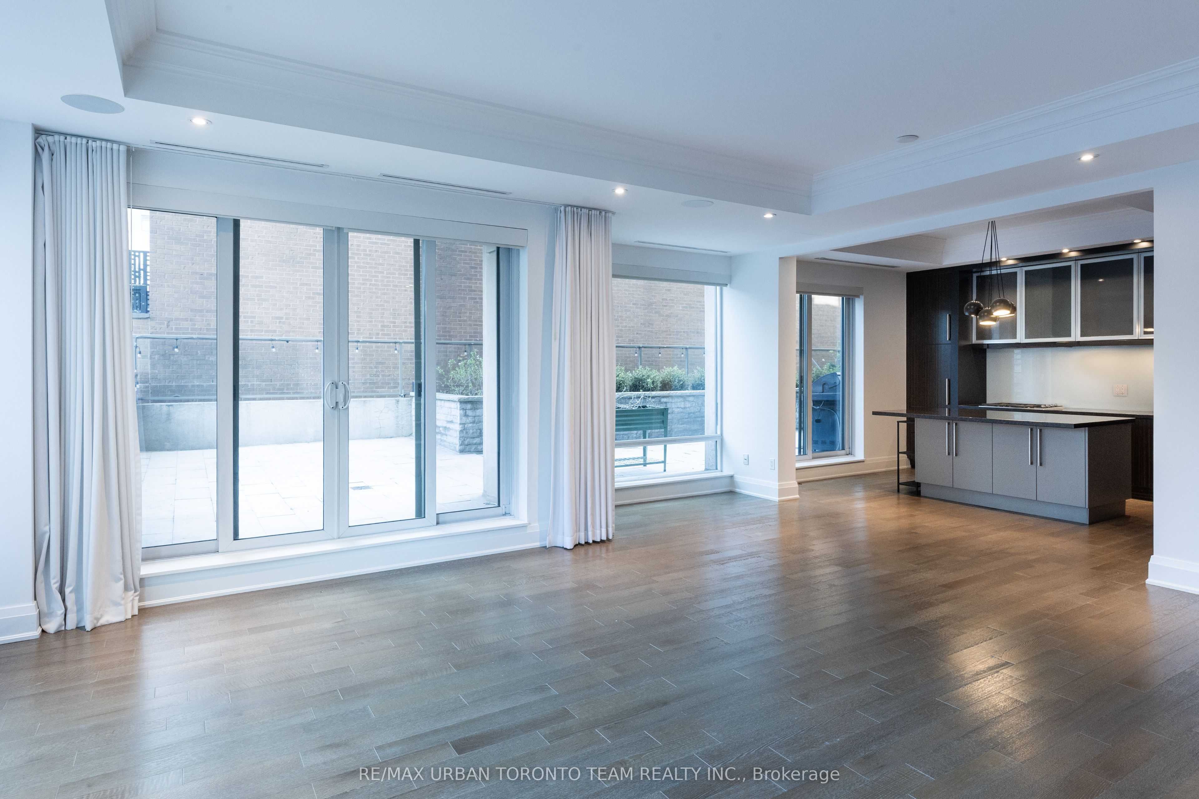 Additional image 6 of 303-80 Yorkville Avenue, Toronto, ON, M5R 2C2