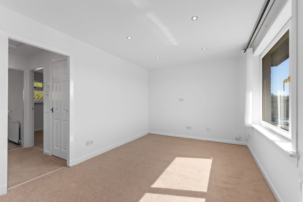 Additional image 9 of 1 bed flat for sale98 Kirkfield East, Livingston Village, Livingston, West Lothian EH54