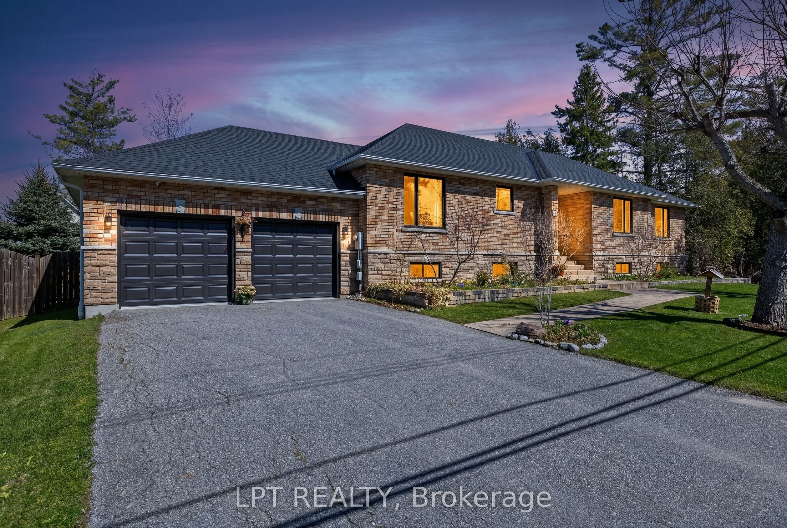 101 Maple Avenue, Georgina, ON, L0E 1R0