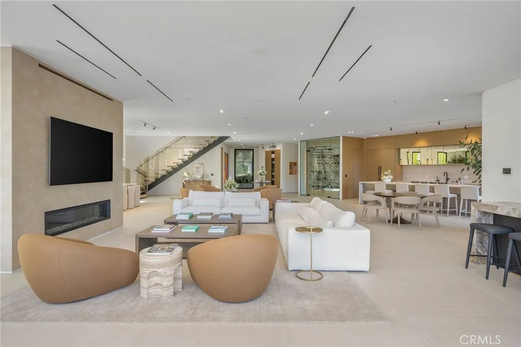 Additional image 27 of 16988 Strawberry Drive, Encino, CA 91436