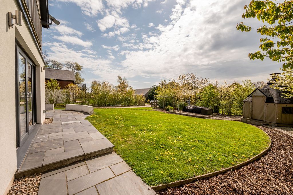Additional image 27 of 5 bed detached house for sale1 Denside Park, Wellbank, Broughty Ferry DD5