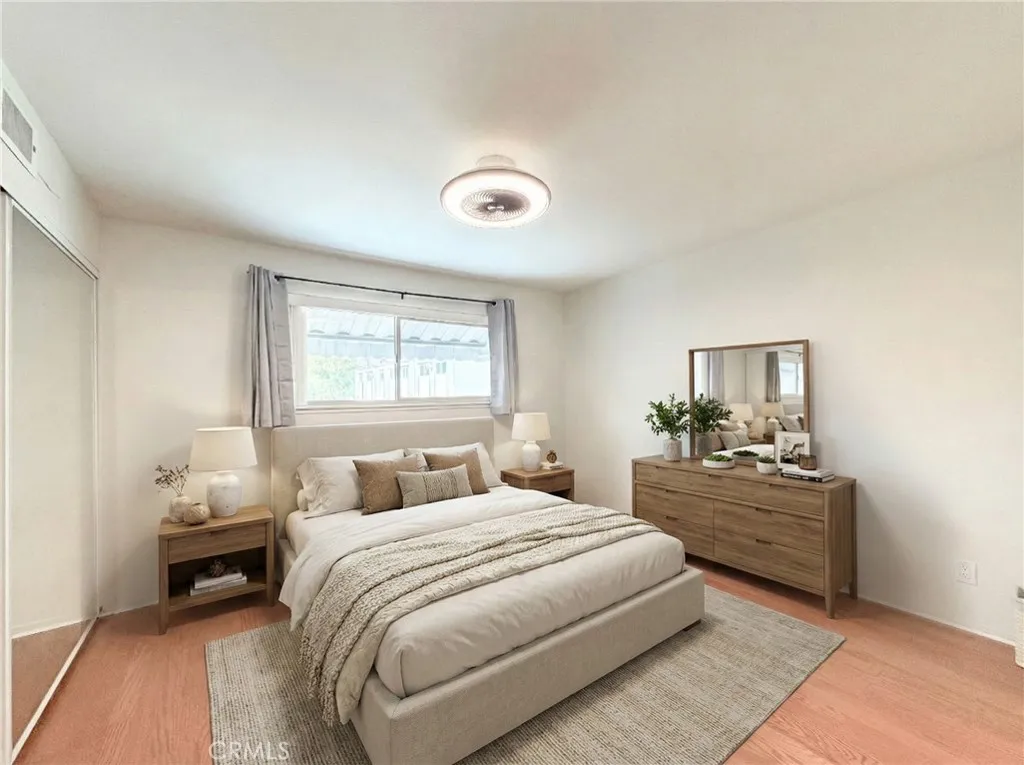 Additional image 32 of 22131 N Oxnard Street Unit A, Woodland Hills, CA 91367