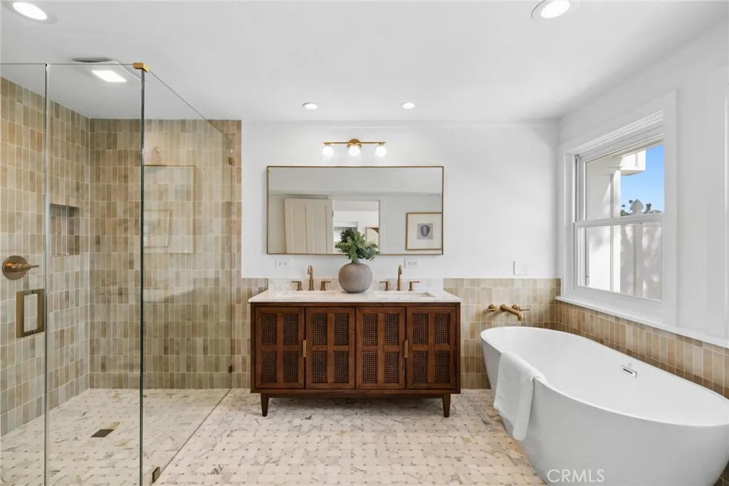Additional image 76 of 1675 Tahiti Avenue, Laguna Beach, CA 92651