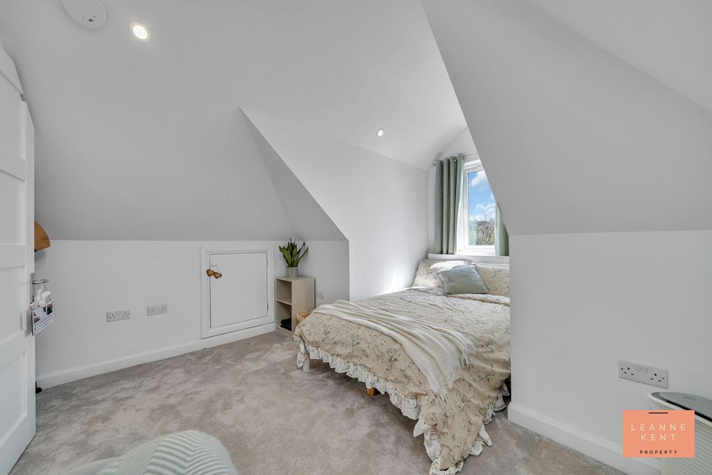 Additional image 32 of 4 bed end terrace house for saleDuffryn Street, Ystrad Mynach CF82
