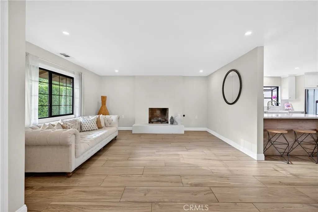 Additional image 12 of 1454 N Hilltop Dr, Azusa, CA 91702