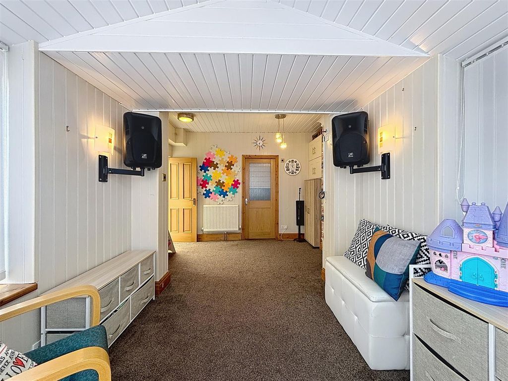 Additional image 18 of 6 bed terraced house for saleEastgate, Hornsea HU18