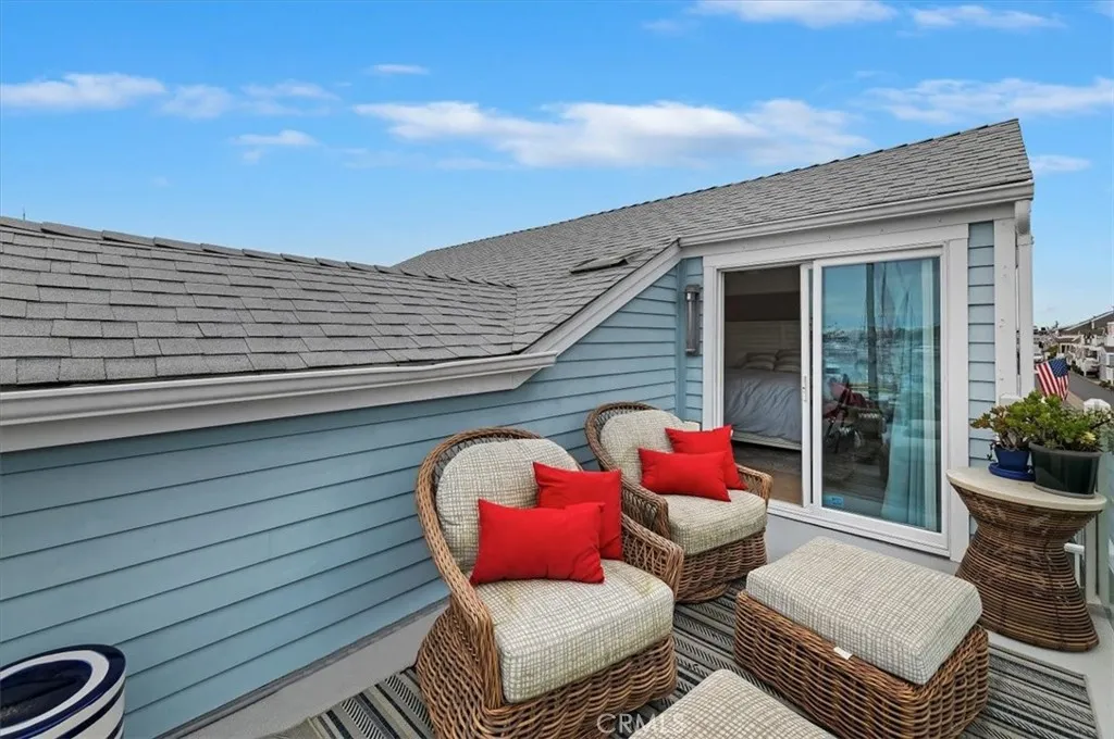 Additional image 36 of 58 Beach Dr, Newport Beach, CA 92663