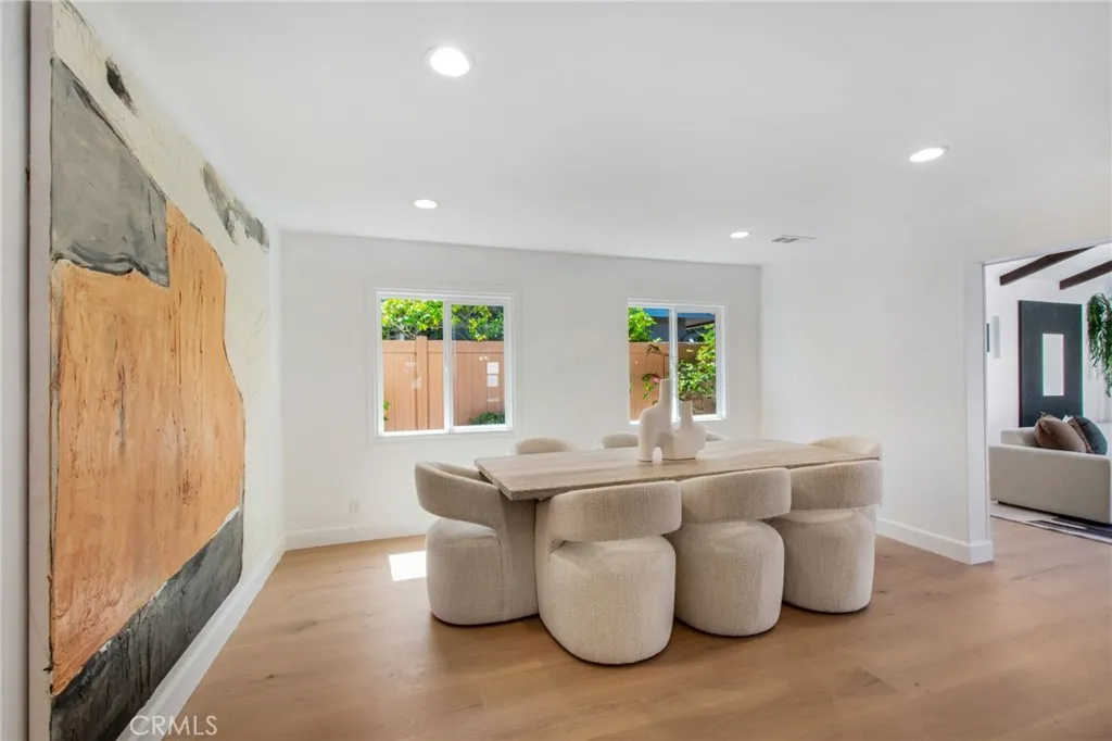 Additional image 64 of 305 Robinhood Ln, Costa Mesa, CA 92627