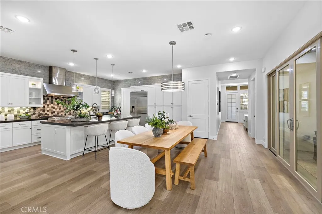 Additional image 13 of 53 Lunar, Irvine, CA 92618