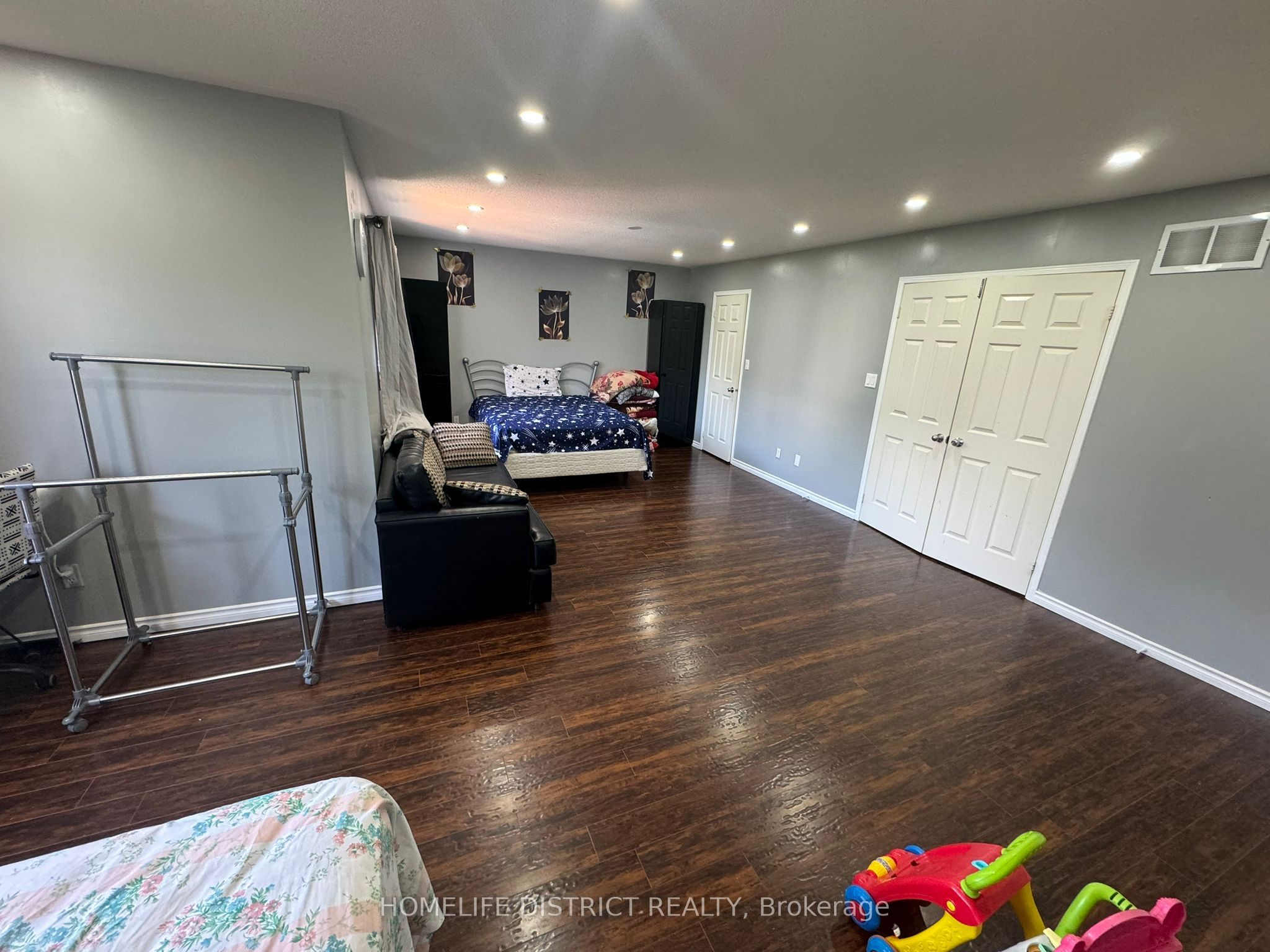 Additional image 4 of 1100 Ashgrove Crescent, Oshawa, ON, L1K 2W4