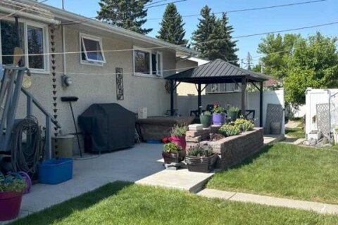 Additional image 7 of 4924 40 Avenue NW, Calgary, AB, T3A 2P1