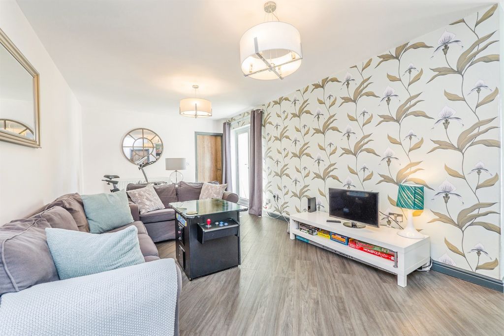 Additional image 2 of 2 bed flat for saleClaude Road, Roath, Cardiff CF24
