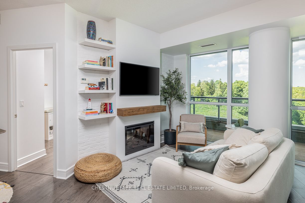 Additional image 3 of 306-35 Brian Peck Crescent, Toronto, ON, M4G 0A5