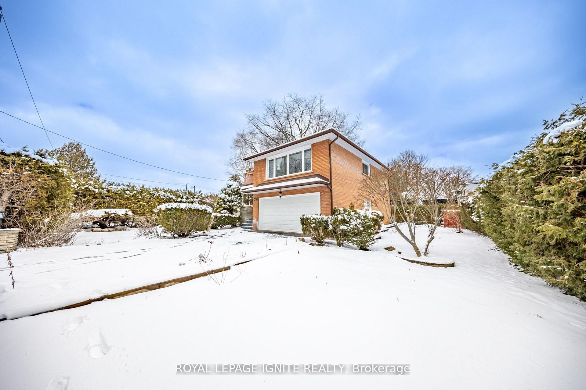Additional image 3 of Main-83 Deep Dene Drive, Toronto, ON, M1C 1L9