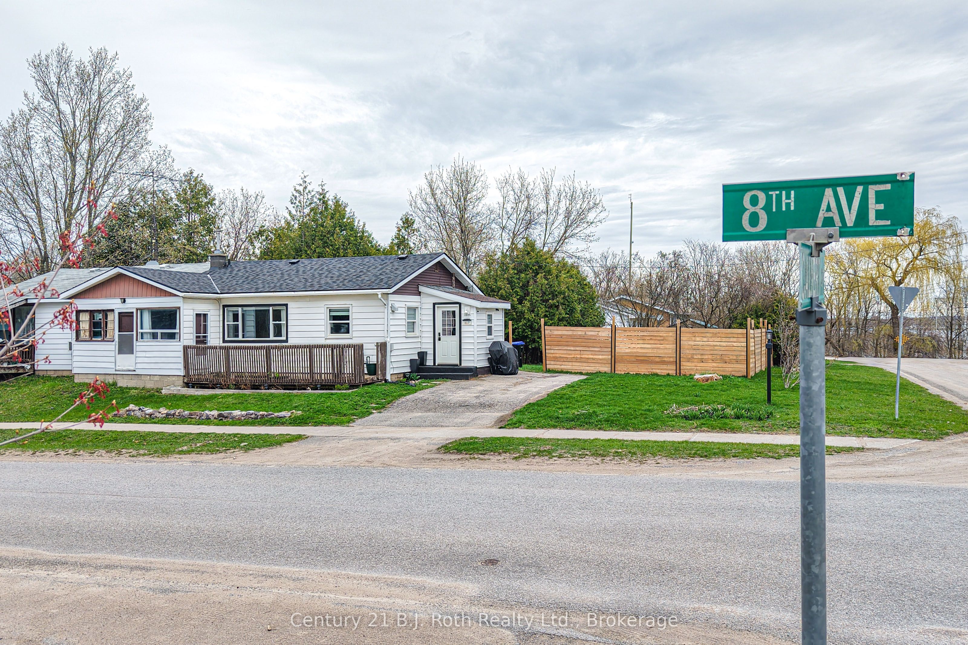 Additional image 2 of 817 Eighth Avenue, Tay, ON, L0K 1R0
