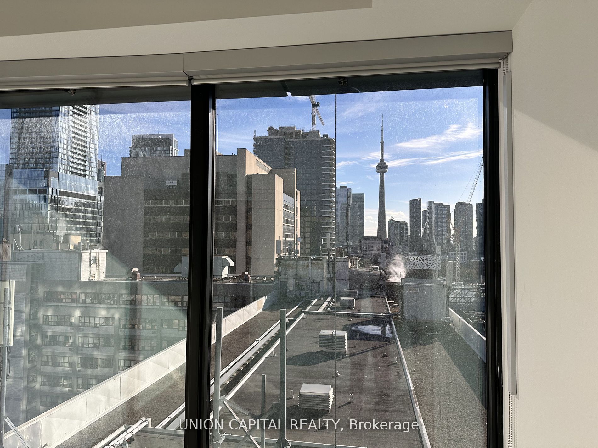 1411-195 Mccaul Street, Toronto, ON, M5T 1W6