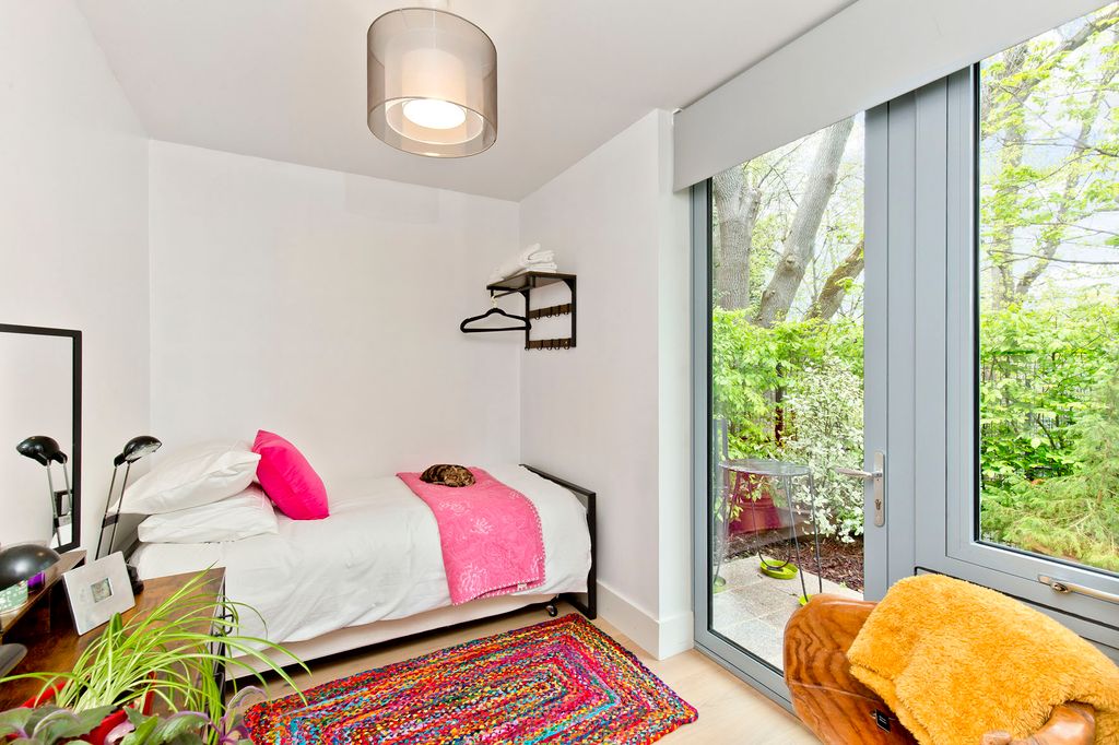Additional image 17 of 3 bed flat for saleDonaldson Crescent, Wester Coates, Edinburgh EH12