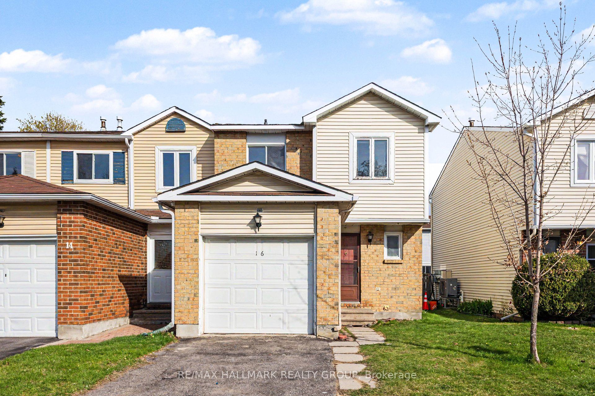 16 Sunridge Lane, Ottawa, ON, K2J 2N8