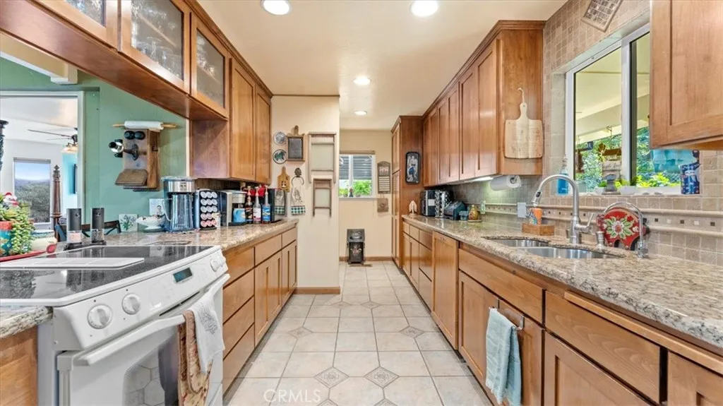 Additional image 11 of 5435 Royal Oaks Dr, Oroville, CA 95966