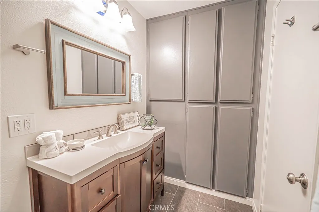 Additional image 39 of 1342 E Hillcrest Dr Unit 17, Thousand Oaks, CA 91362