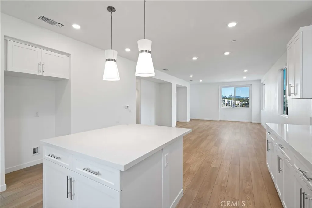 Additional image 51 of 27314 Bear Creek Lane, Valencia, CA 91381