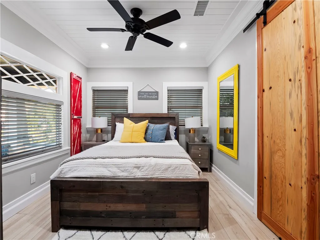 Additional image 38 of 2330 W 29th Place, Los Angeles, CA 90018