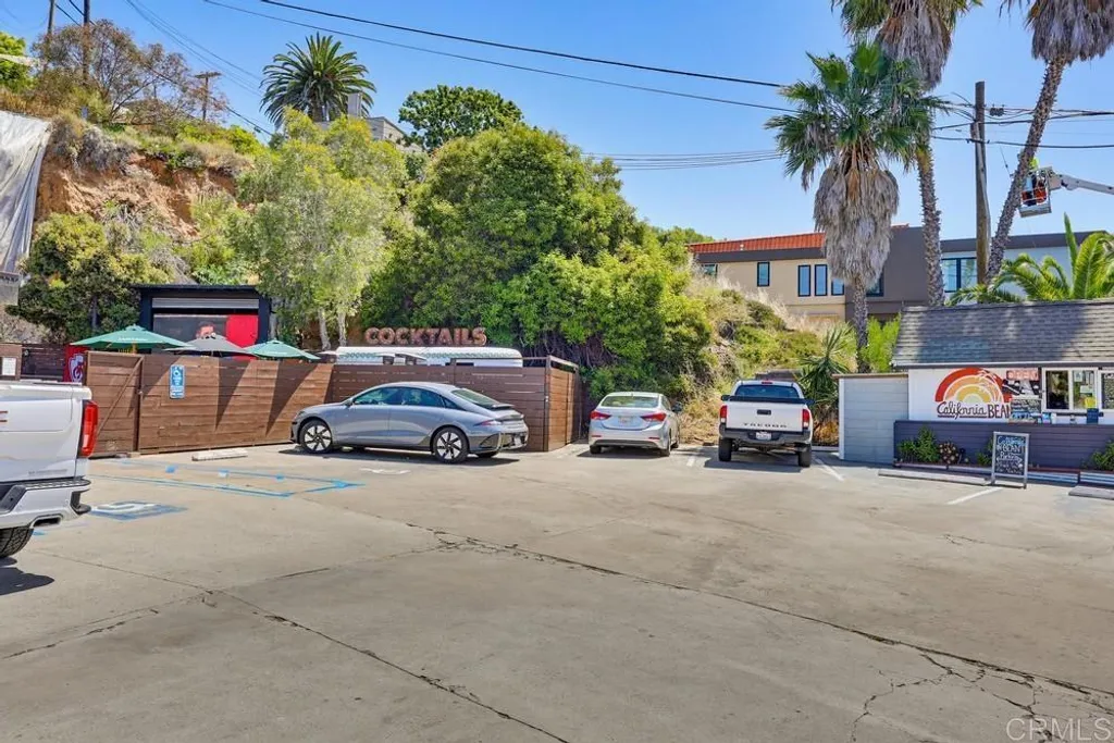 Additional image 42 of 3961 Hortensia St Unit H7, San Diego, CA 92110