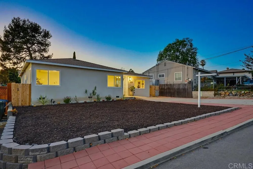 3580 Trophy Drive, La Mesa, CA 91941