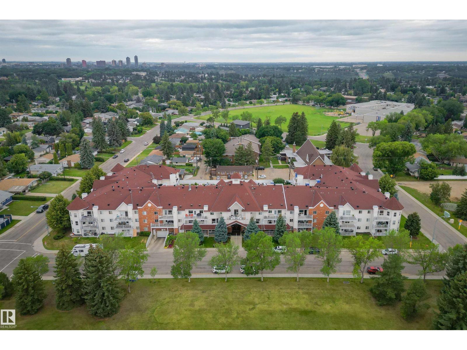 Additional image 2 of 304-6220 Fulton Road NW, Edmonton, AB, T6A3T4