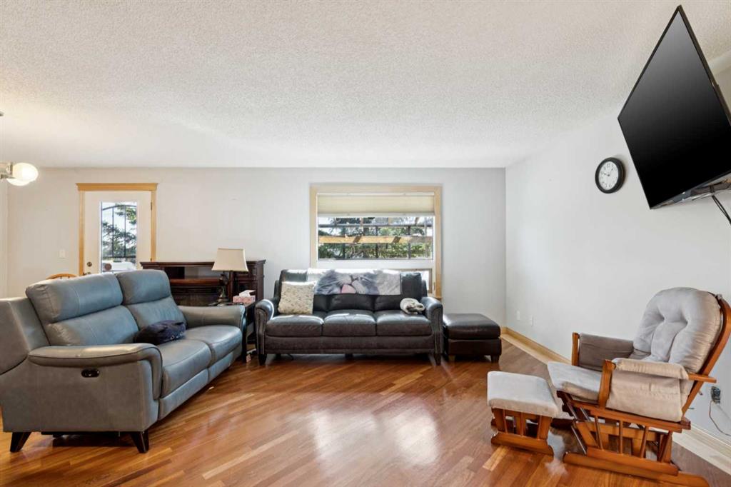 Additional image 3 of 95 Mchugh Road NE, Calgary, AB, T2E 7R5