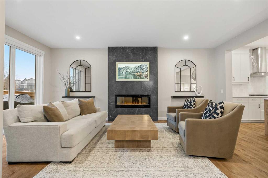Additional image 2 of 135 Silver Spruce Grove SW, Calgary, AB, t2X 5M1