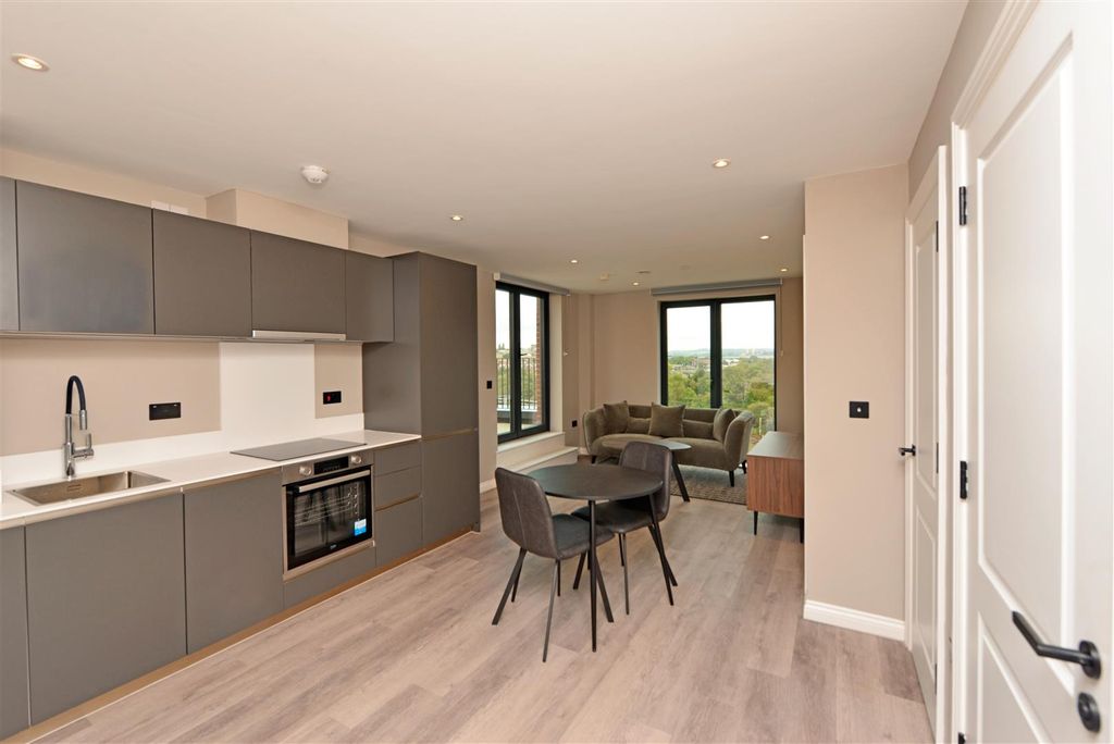 Additional image 8 of 1 bed flat for saleSpringwell Gardens, Leeds LS12