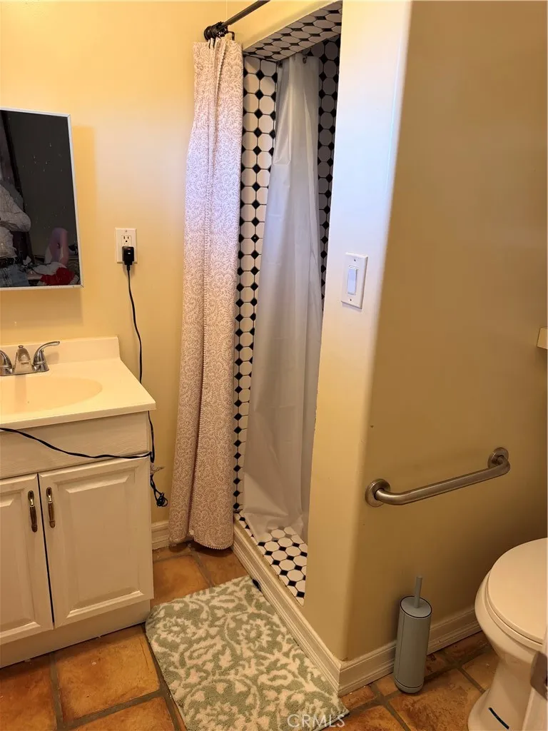 Additional image 11 of 2384 W 30th St, Los Angeles, CA 90018