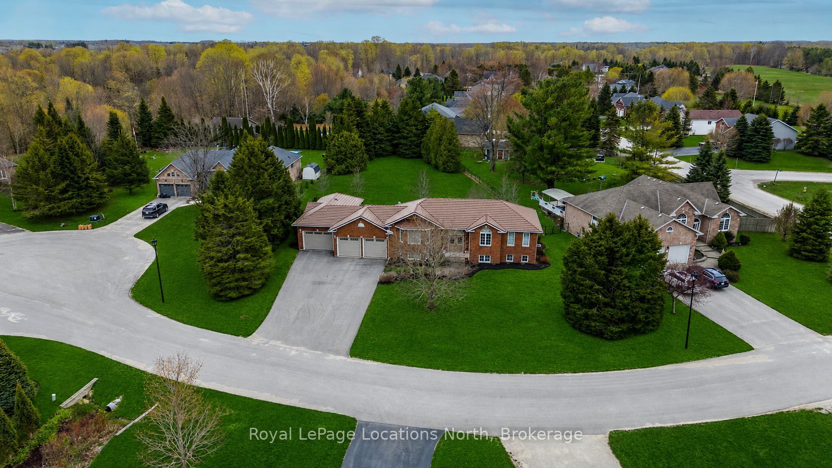 Additional image 2 of 4 Hillier Court, Wasaga Beach, ON, L9Z 1J8