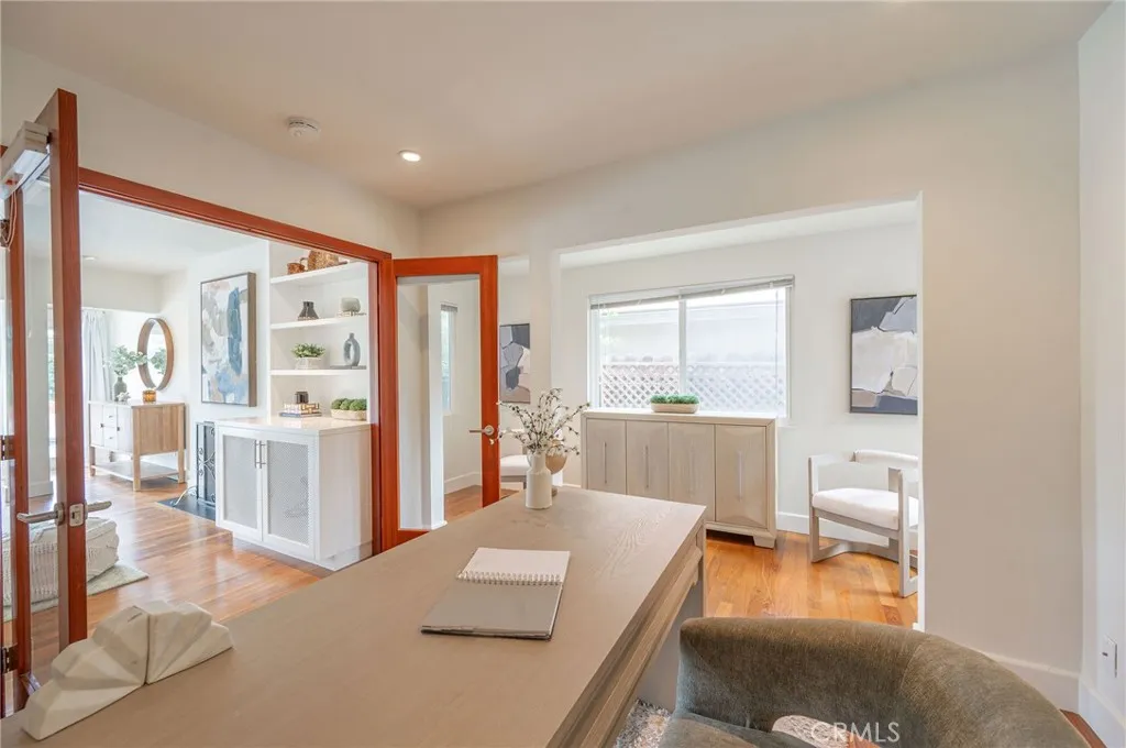 Additional image 80 of 19281 Berclair Lane, Tarzana, CA 91356