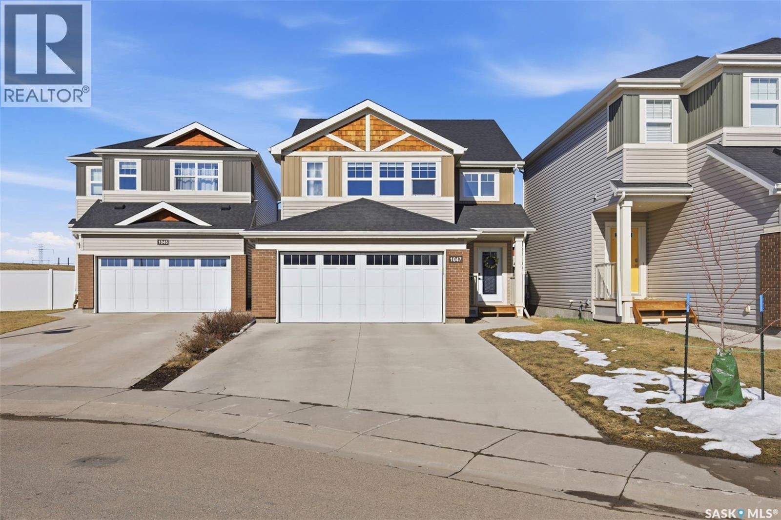 1047 Kolynchuk Crescent, Saskatoon, SK, S7T0X4
