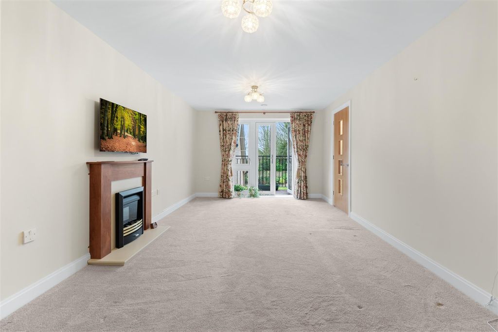 Additional image 2 of 2 bed flat for saleGower Road, Sketty, Swansea SA2