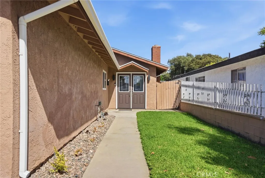 Additional image 2 of 2083 S Cedar Street, Santa Ana, CA 92707