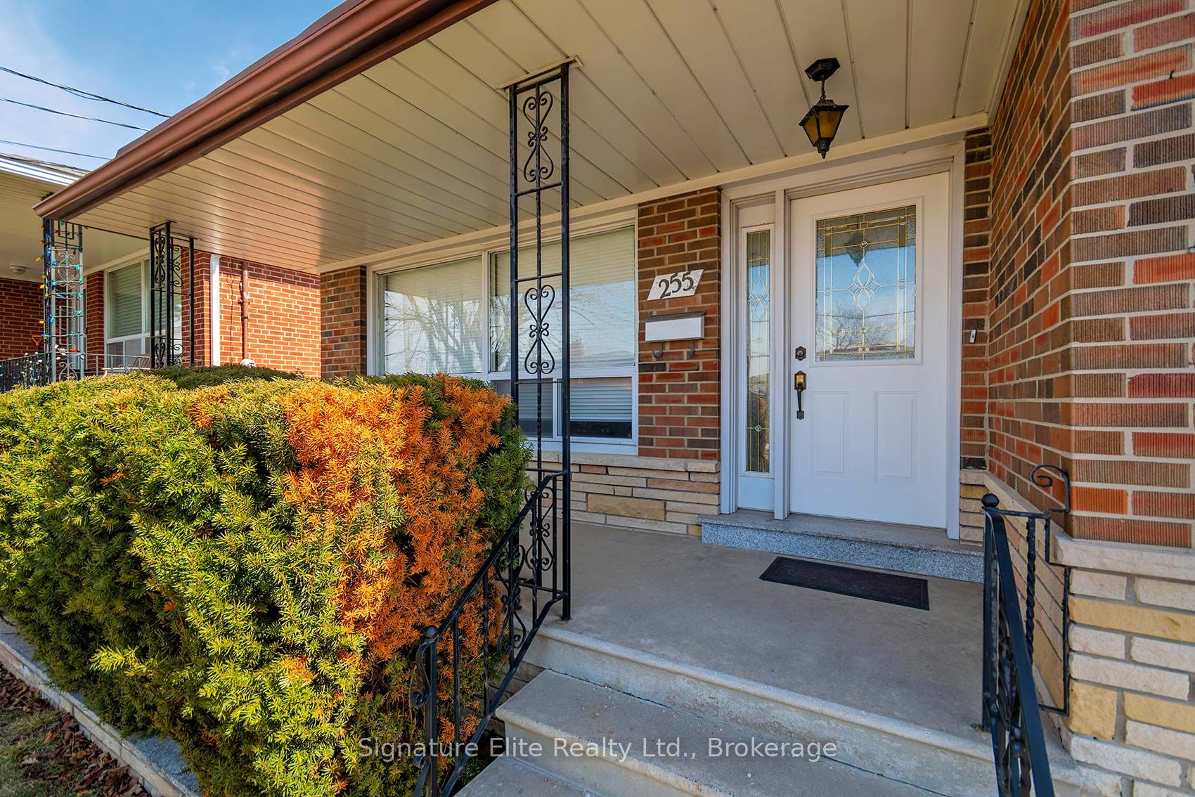 Additional image 2 of 255 Culford Road, Toronto, ON, M6L 2V1