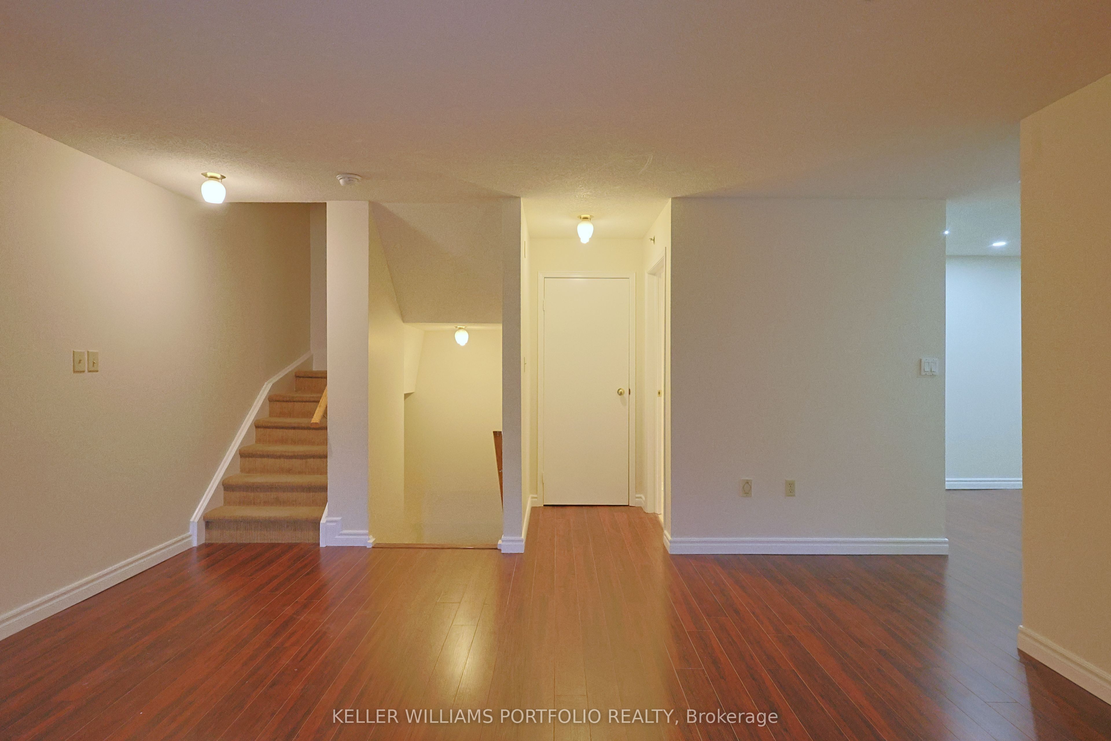 Additional image 3 of #733-75 Weldrick Road E, Richmond Hill, ON, L4C 0H9