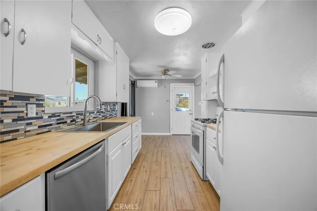 Additional image 12 of 74401 Pinon Dr, 29 Palms, CA 92277