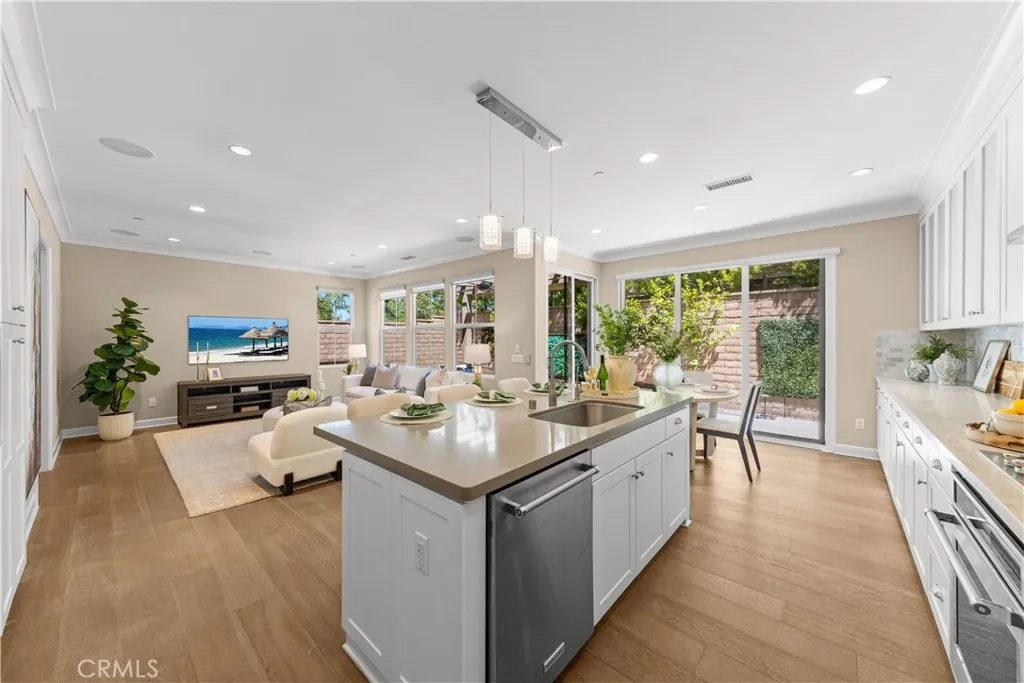 Additional image 10 of 189 Rodeo, Irvine, CA 92602